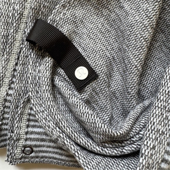 Lululemon Vinyasa Infinity Scarf Rulu Mini Check Pique White Heathered Black OS - Picture 3 of 8